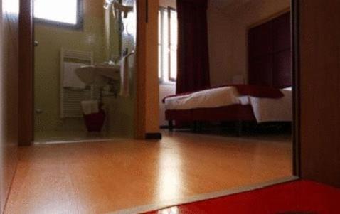 Hotel Metropolis Реджонель-Эмилия Экстерьер фото